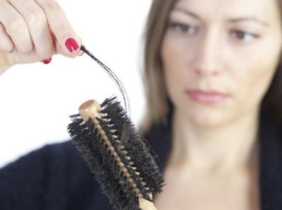 頭發大把大把的掉！一檢查居然是因為頭發護理產品